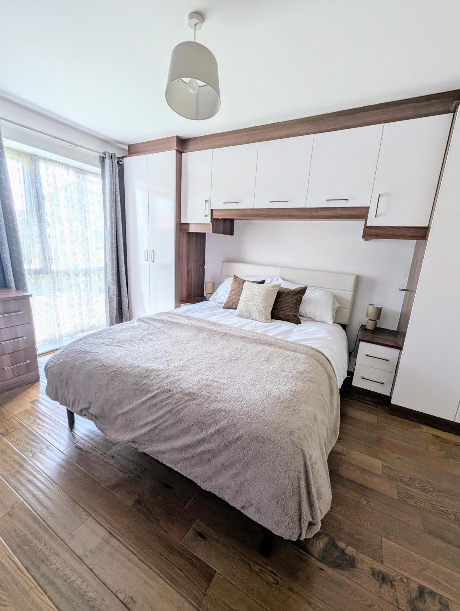 Modern Townhouse Near Coop Live Etihad Villa แมนเชสเตอร์ ภายนอก รูปภาพ